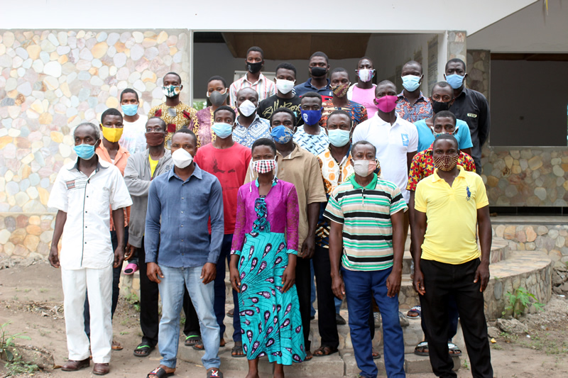 Formation des aviculteurs en production de poulets de chair