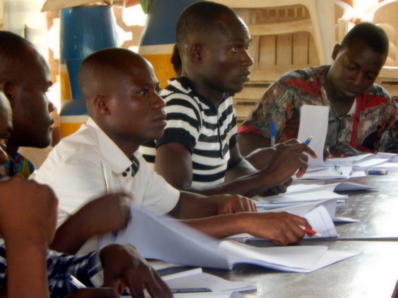 FAEIJ - CERSA : Formation en Aviculture à Kpomé